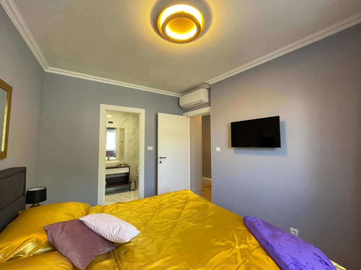 Lux Nanea Apartment Krk Town Bagian luar foto