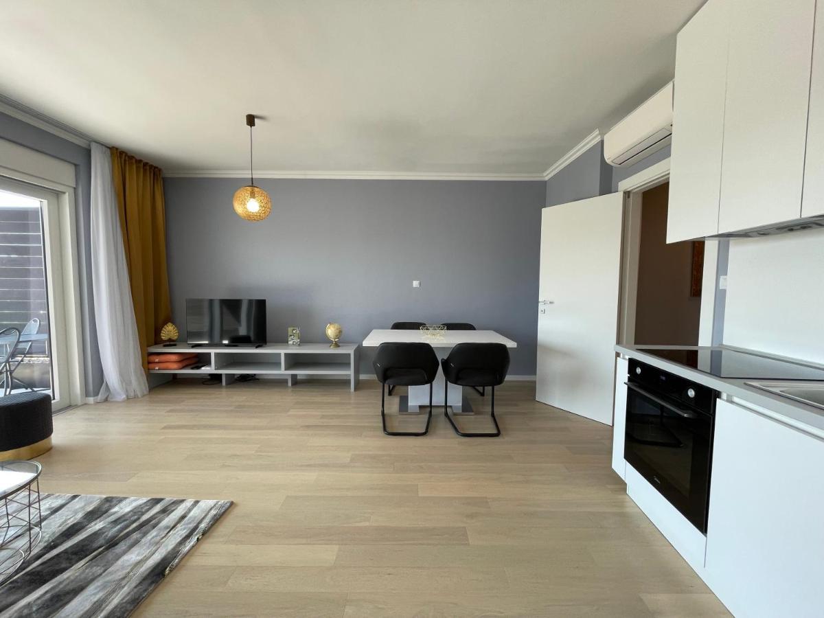 Lux Nanea Apartment Krk Town Bagian luar foto