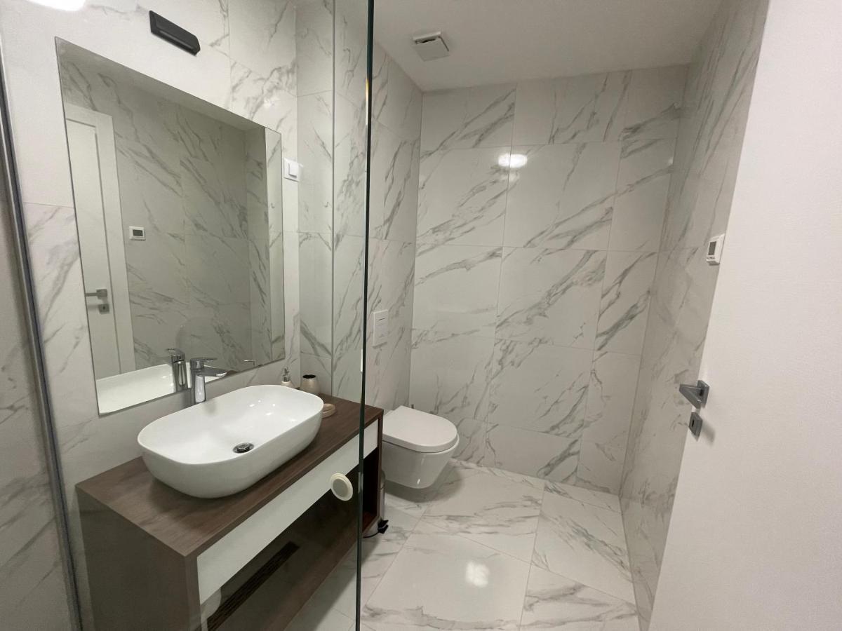 Lux Nanea Apartment Krk Town Bagian luar foto